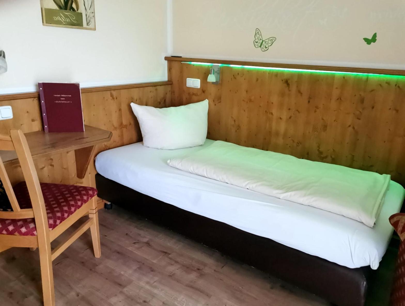 Hotel Landgasthof Zum Schildhauer Halfing Екстериор снимка