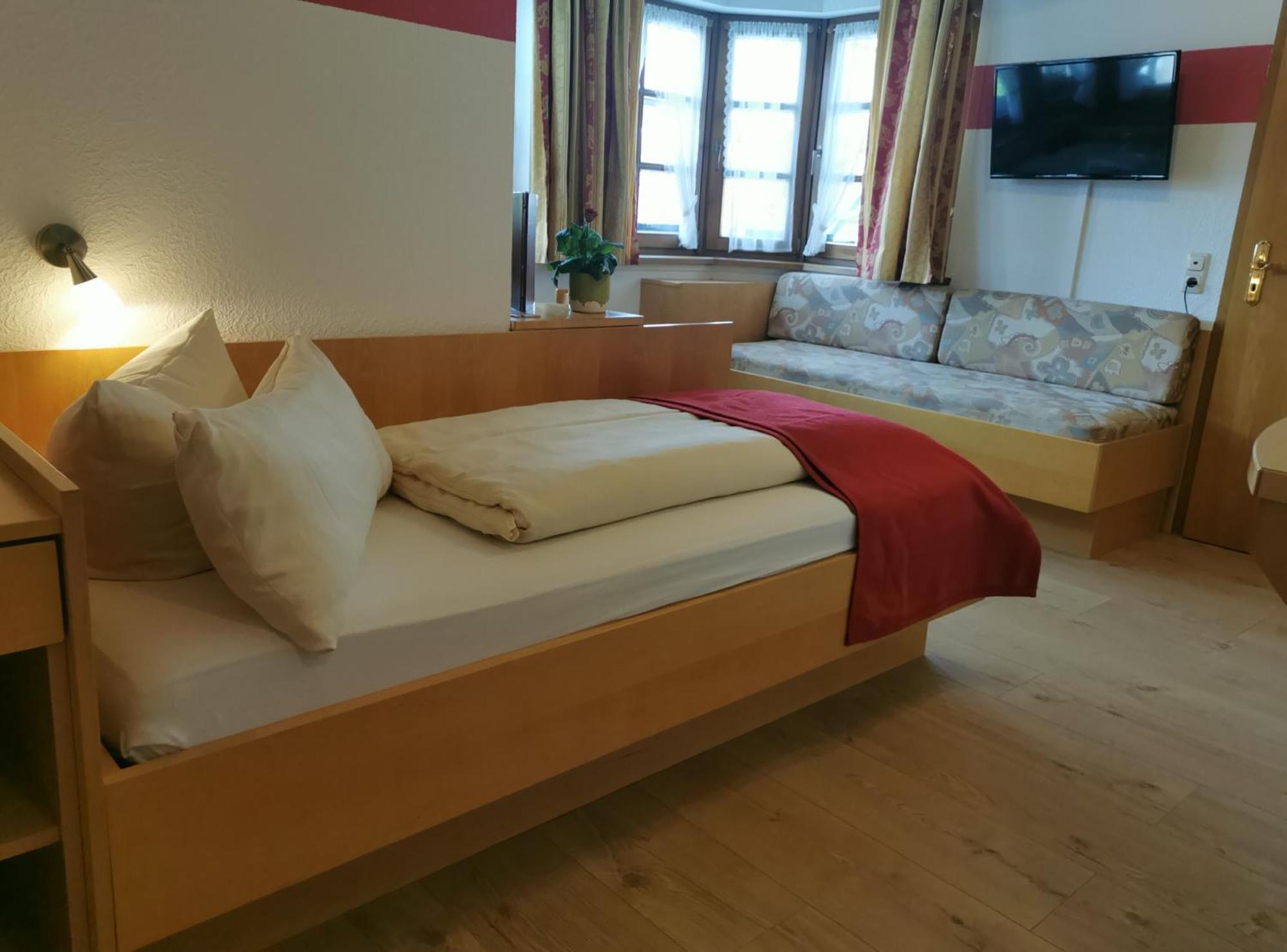Hotel Landgasthof Zum Schildhauer Halfing Екстериор снимка